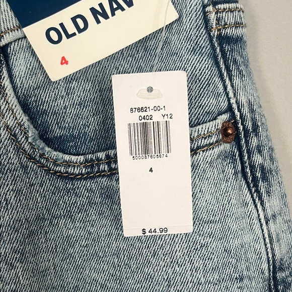 Woman’s Old Navy Light Blue Flare Jeans 4 - Picture 3 of 9